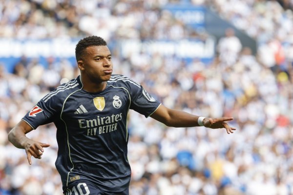 Phóng viên: MBAPPE sẽ tiếp t
